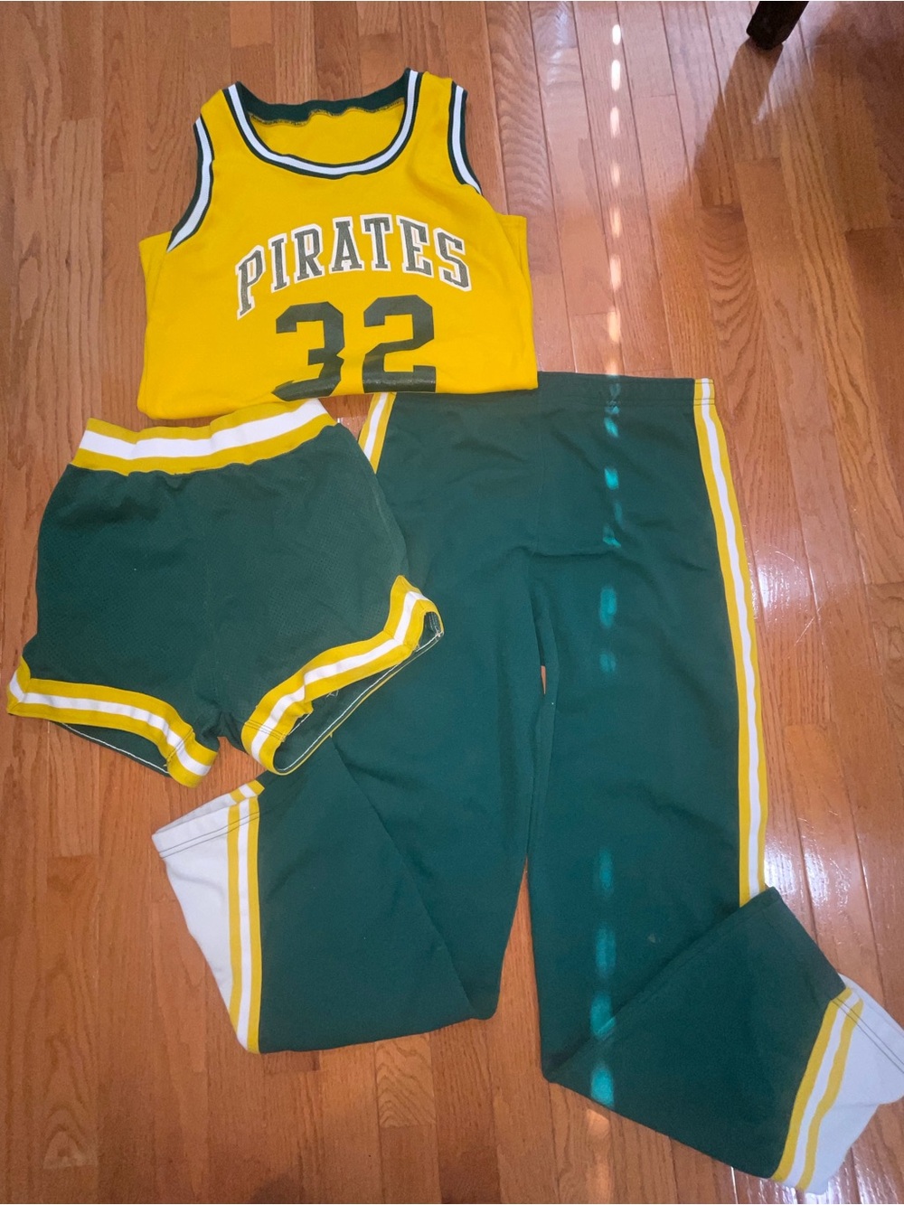 Vintage 80s Russell Athletic Pirates Uniform Set Jersey, Shorts, Pants. - Flaws